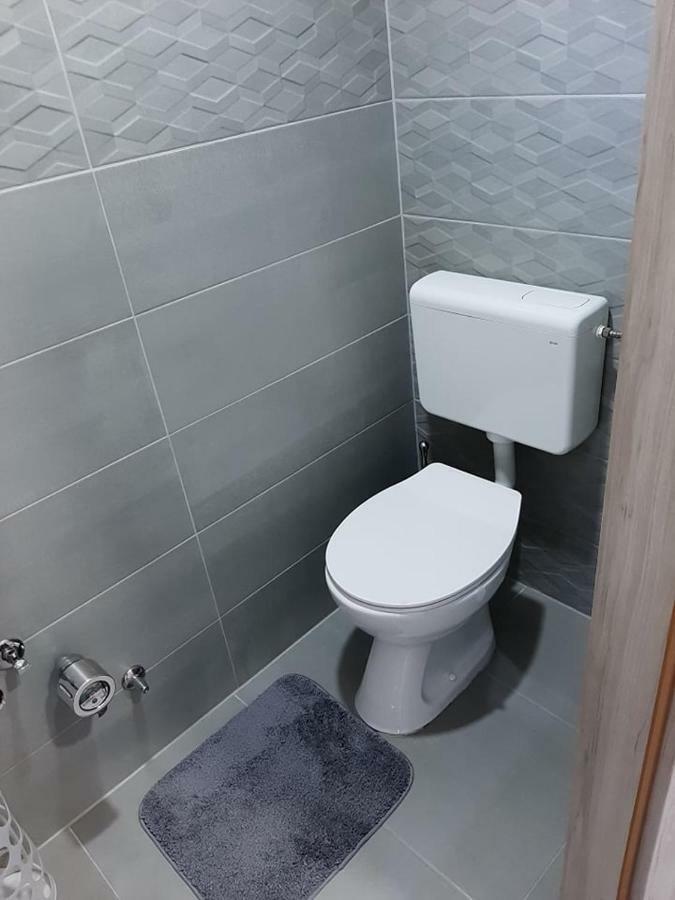 Zoe Apartment Maribor Bagian luar foto